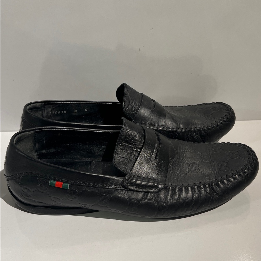 Gucci Black Embossed Leather Loafers - Picture 3 of 9